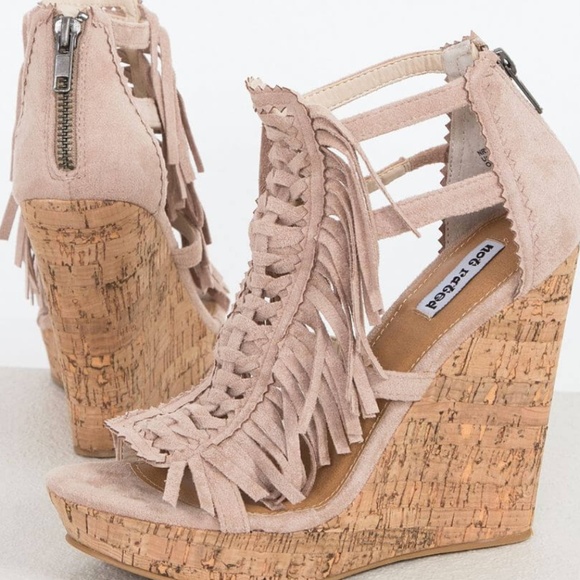 Not Rated Shoes - 1 Pair LEFT!!! SZ 7.5 Honey Buns Wedge NEW